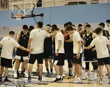 新疆男篮战胜北京北汽