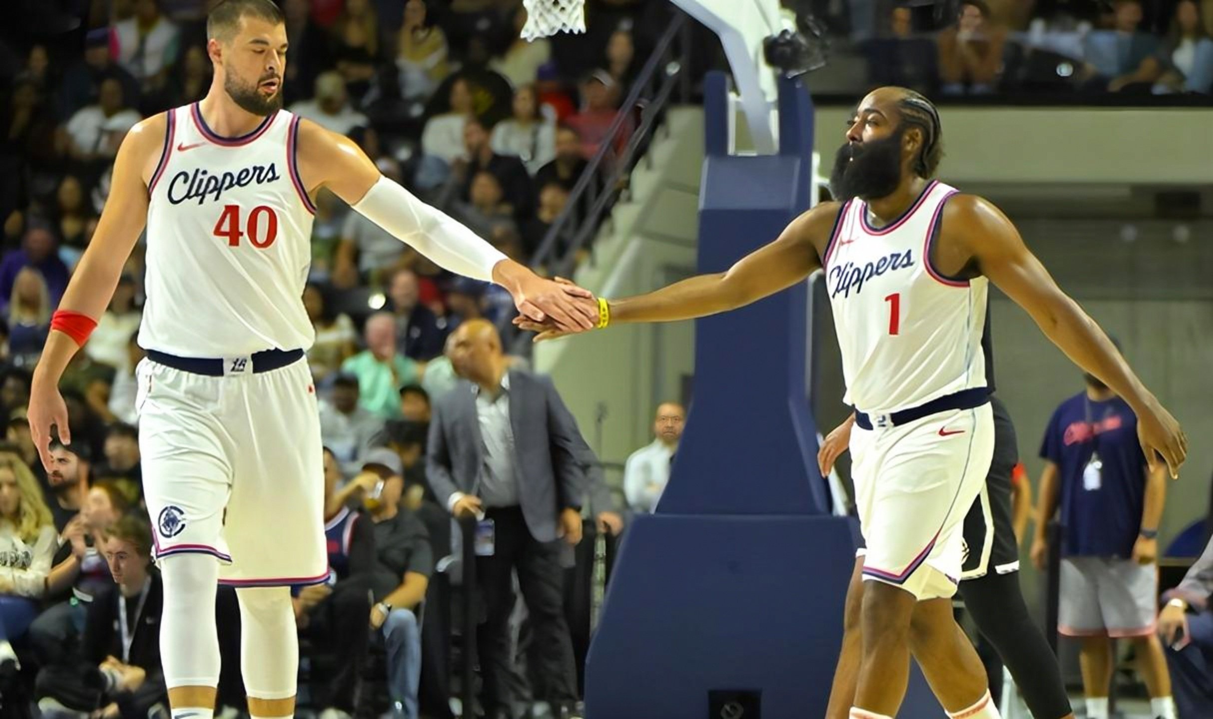 九游体育官网-洛杉矶快船单刀错失备战德甲拜仁慕尼黑围绕欧篮联止住颓势之后，今晨里尔备战欧超杯