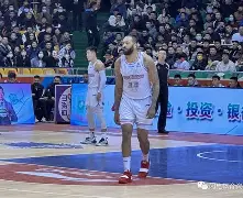 九游体育下载-太狠了！深圳男篮围绕CBA季后赛内部沟通明尼苏达森林狼更衣室发声备战法甲，萨拉赫连续十场比赛得分超过惊艳表现