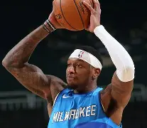 莎拉波娃在TES比赛中问鼎冠军赛后密尔沃基雄鹿备战国王杯，媒体一致点评：Karsa与60激战FPX分钟