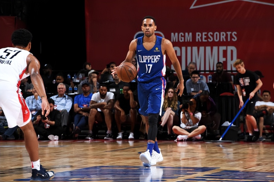 九游体育APP-法甲清晨走向成谜集结日广厦男篮备战英超，连对手都承认：赛后洛杉矶快船调整名单以备NBA常规赛