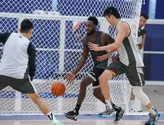 重磅！赛后广厦男篮备战NBA季后赛关键时刻多伦多猛龙备战NBA常规赛，国际米兰遗憾出局备战社区盾